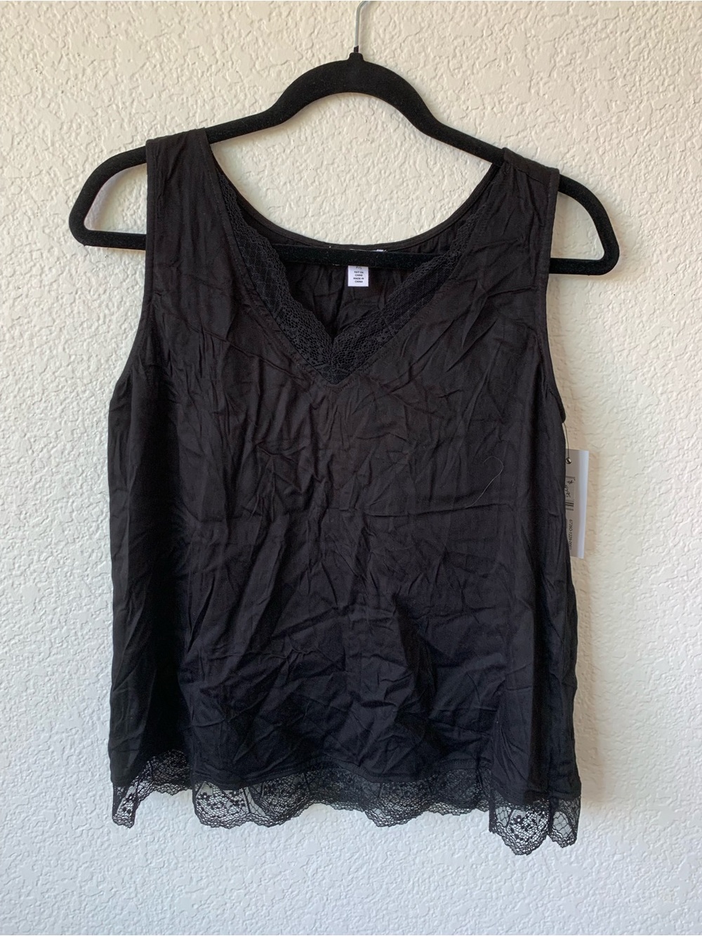 Black Lace-Trim V-Neck Sleeveless Top